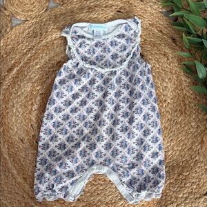 Feather Baby 100% pima cotton Short Bodysuit. 0-3mo
